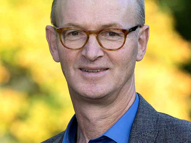 Hennie Loeffen
